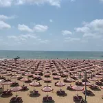 Seafront Lovely Penthouse Flat With Pool